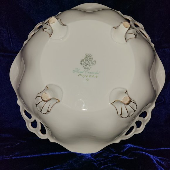 J L Menau Footed Porcelain Center  Bowl - Vintage - Picture 8 of 12
